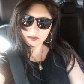 Disfruta con mis manos relajare todo tu cuerpo soy experta en eliminar dolenciasss 