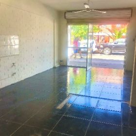 Vendo muy comercial Local Comercial en Villa Lomas de Mirasur San Bernardo $ 65.500.000
